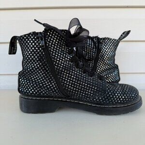 Dr. Martens Junior 1460 Suede Boots